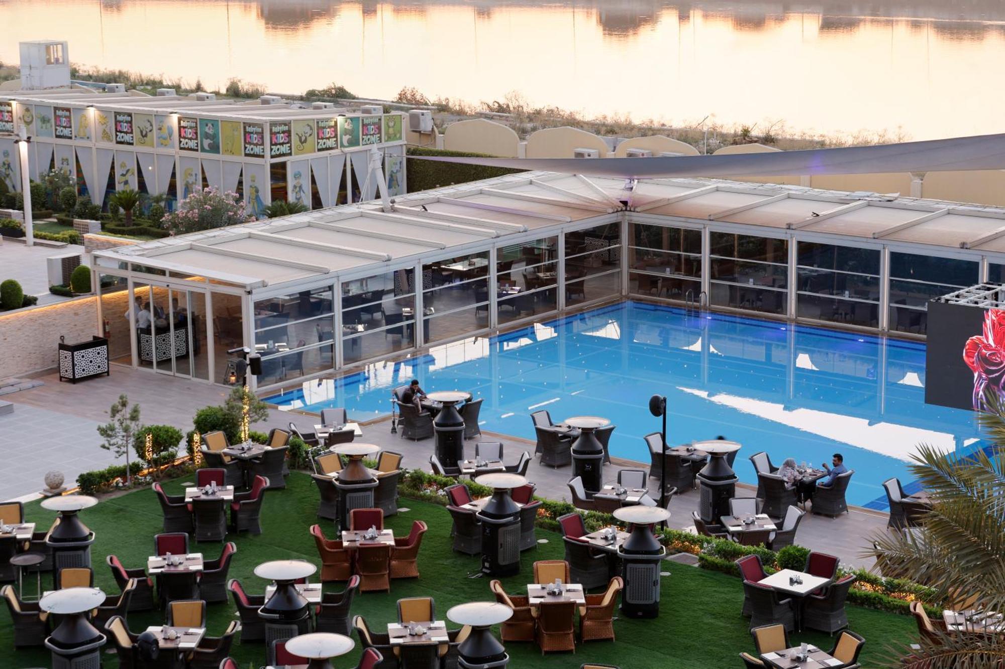 Babylon Rotana Hotel Baghdad Bagian luar foto